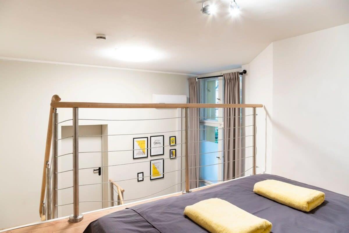 Spacious Two Br Plus Ac Plus Selfcheckin เบอร์ลิน ภายนอก รูปภาพ