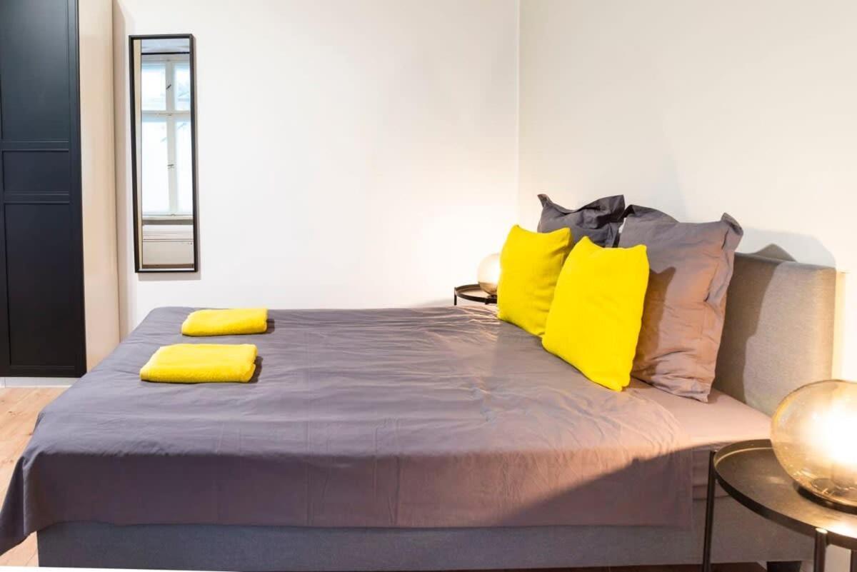 Spacious Two Br Plus Ac Plus Selfcheckin เบอร์ลิน ภายนอก รูปภาพ
